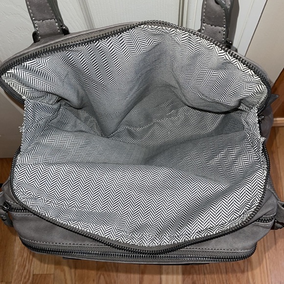 Large Shoulder Bag - Picture 5 of 8